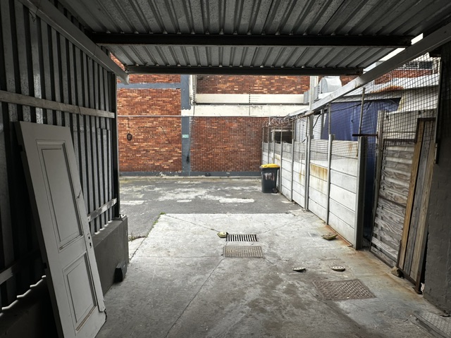 To Let Commercial Property for Rent in Paarden Eiland Western Cape